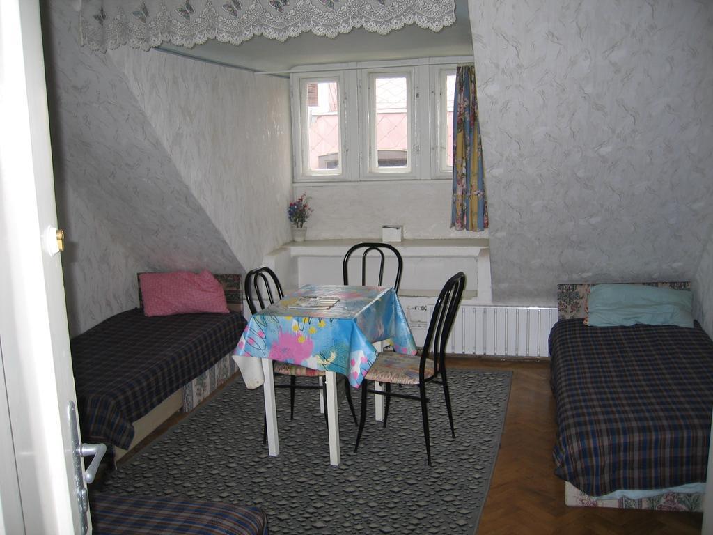 Garibaldi 5 Apartments & Rooms Budapeszt Pokój zdjęcie