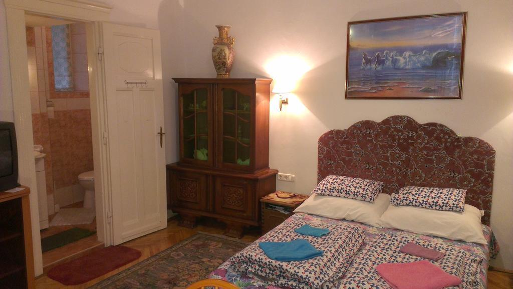 Garibaldi 5 Apartments & Rooms Budapeszt Zewnętrze zdjęcie