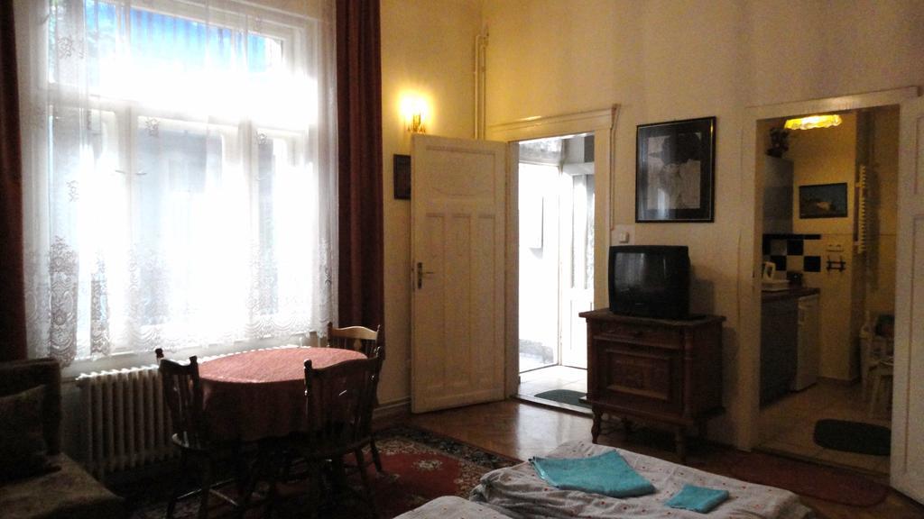 Garibaldi 5 Apartments & Rooms Budapeszt Zewnętrze zdjęcie